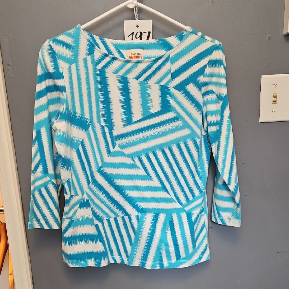 #197 Turquoise & White Geometric Boatneck Long Sleeve Top NOTE Very Small Mark